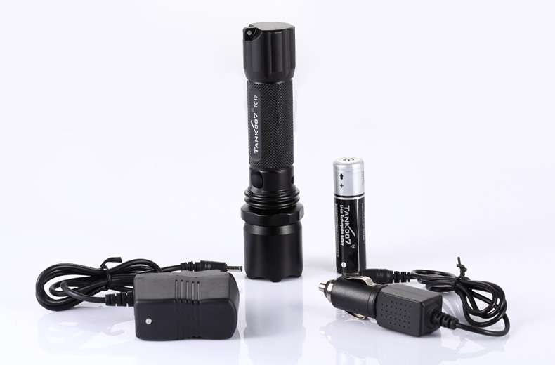 深圳TANK007強(qiáng)光led手電筒生產(chǎn)廠(chǎng)家