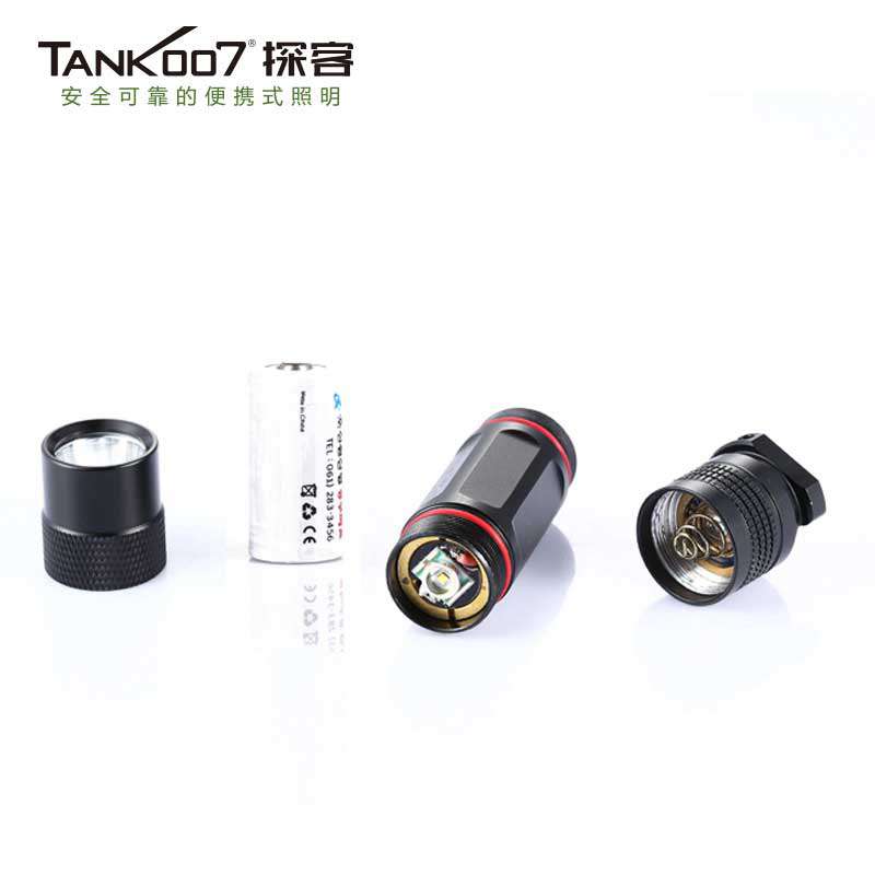 1577508660856048.jpg 手電筒廠家